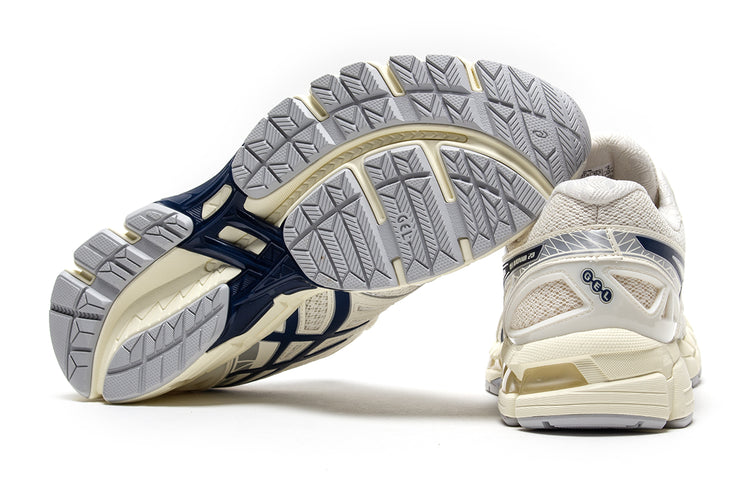 Asics - Gel-Kayano 20
Style # 1203A388.104
Color : Cream / Independence Blue