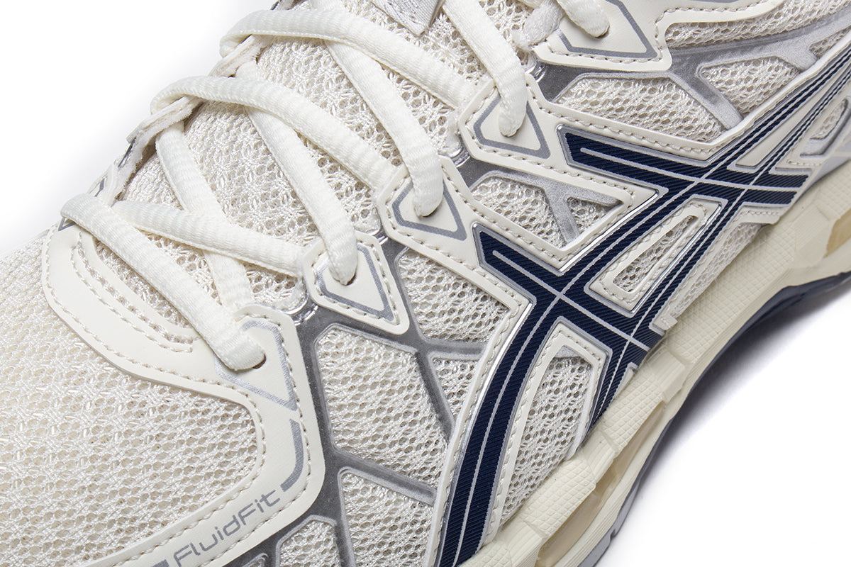 Asics - Gel-Kayano 20
Style # 1203A388.104
Color : Cream / Independence Blue