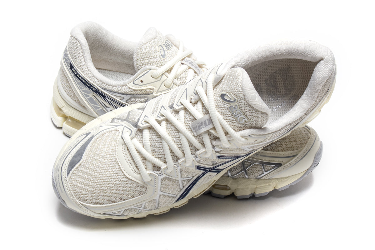 Asics - Gel-Kayano 20
Style # 1203A388.104
Color : Cream / Independence Blue