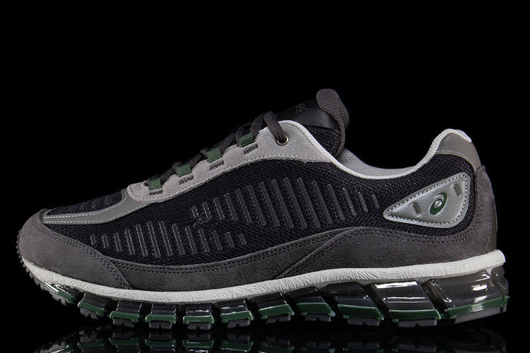 Asics - Gel-Quantum 360 I Amp
Style # 1203A731.002
Color : Black / Obsidian Grey