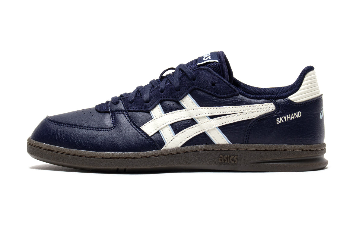 Asics - Skyhand OG
Style # 1203A451.400
Color : Midnight / Ivory