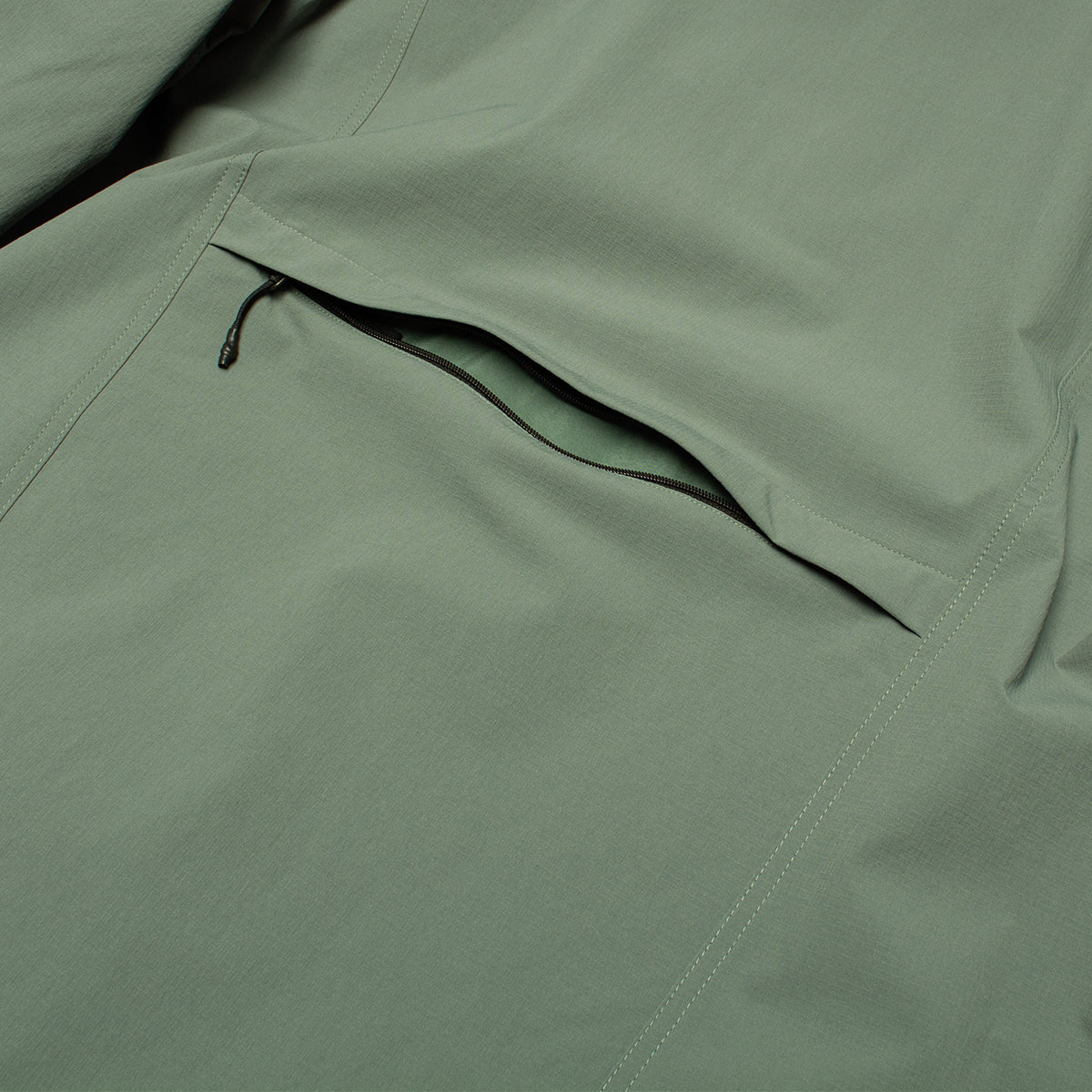 The North Face | North Dome Wind Jacket
Style # NF0A8B5HHCH1
Color : Duck Green