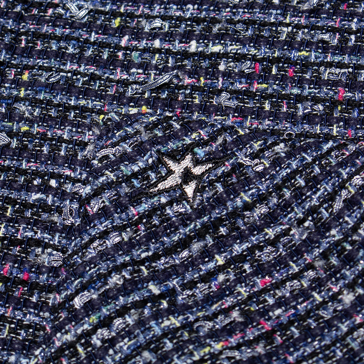 Carpet Company - C-Star Basket Weave Button Up
Color : Blue