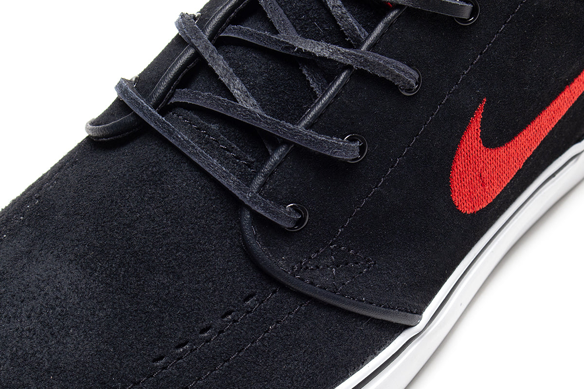 Nike SB | Zoom Janoski OG+
Style # FD6757-002
Color : Black / University Red / Summit White