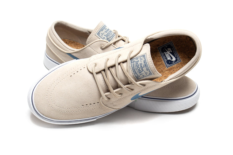 Nike SB | Zoom Janoski OG+
Style # FD6757-101
Color : Sanddrift / Smokey Blue / Thunder Blue