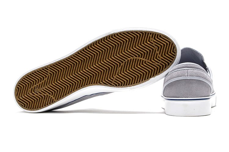 Nike SB | Janoski+ Slip
Style # FN5893-002
Color : Wolf Grey / Navy / Summit White