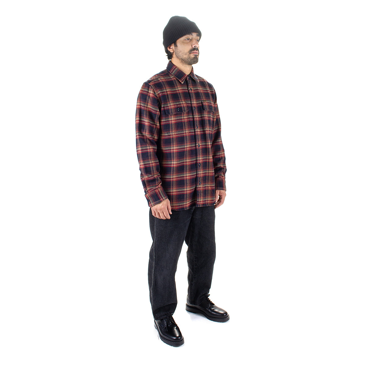 Filson |&nbsp;Vintage Flannel Work Shirt
Style # 11010689
Color : Brick / Rust / Multi