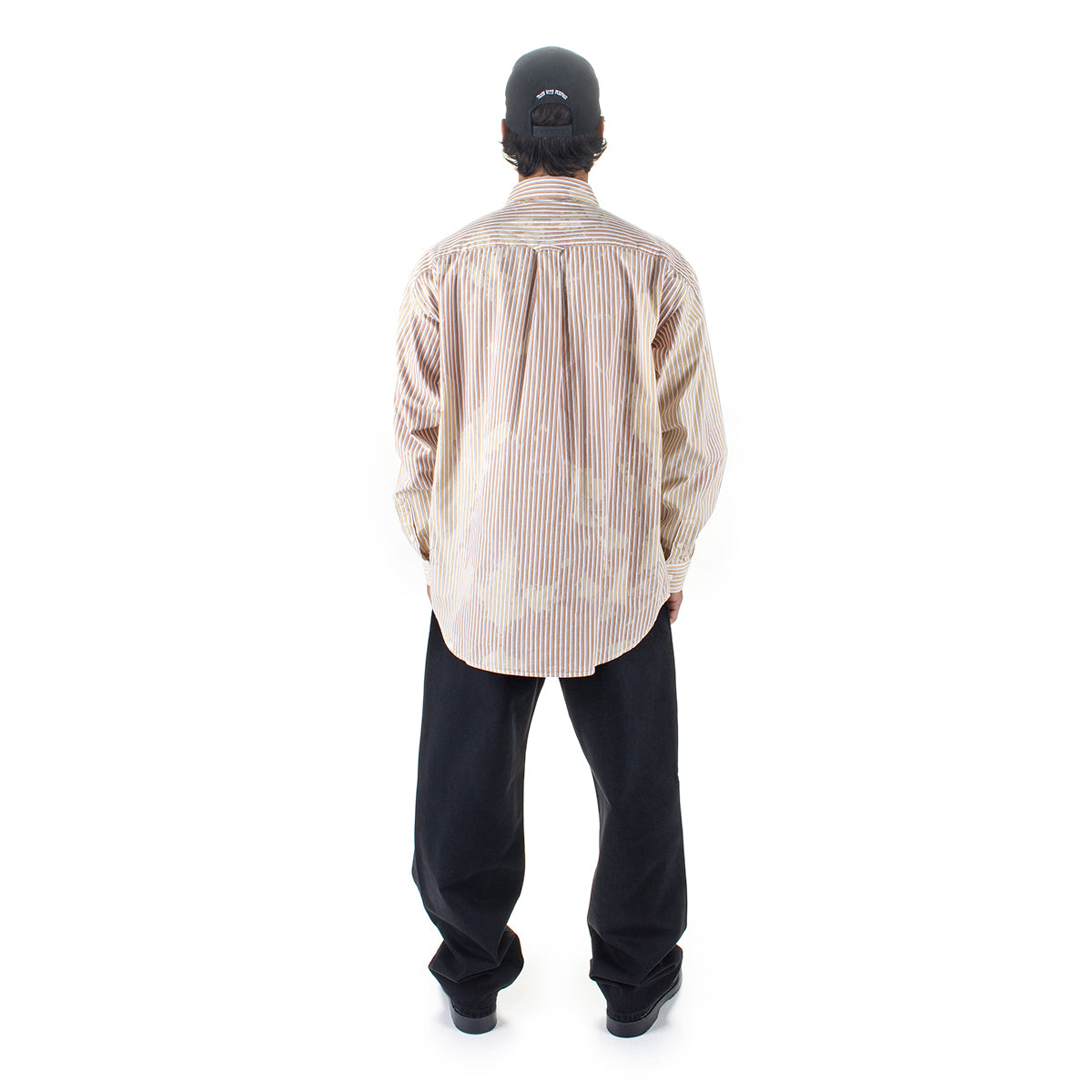 Stussy | Classic L/S Bleached Shirt
Style # 1110335
Color : Tan