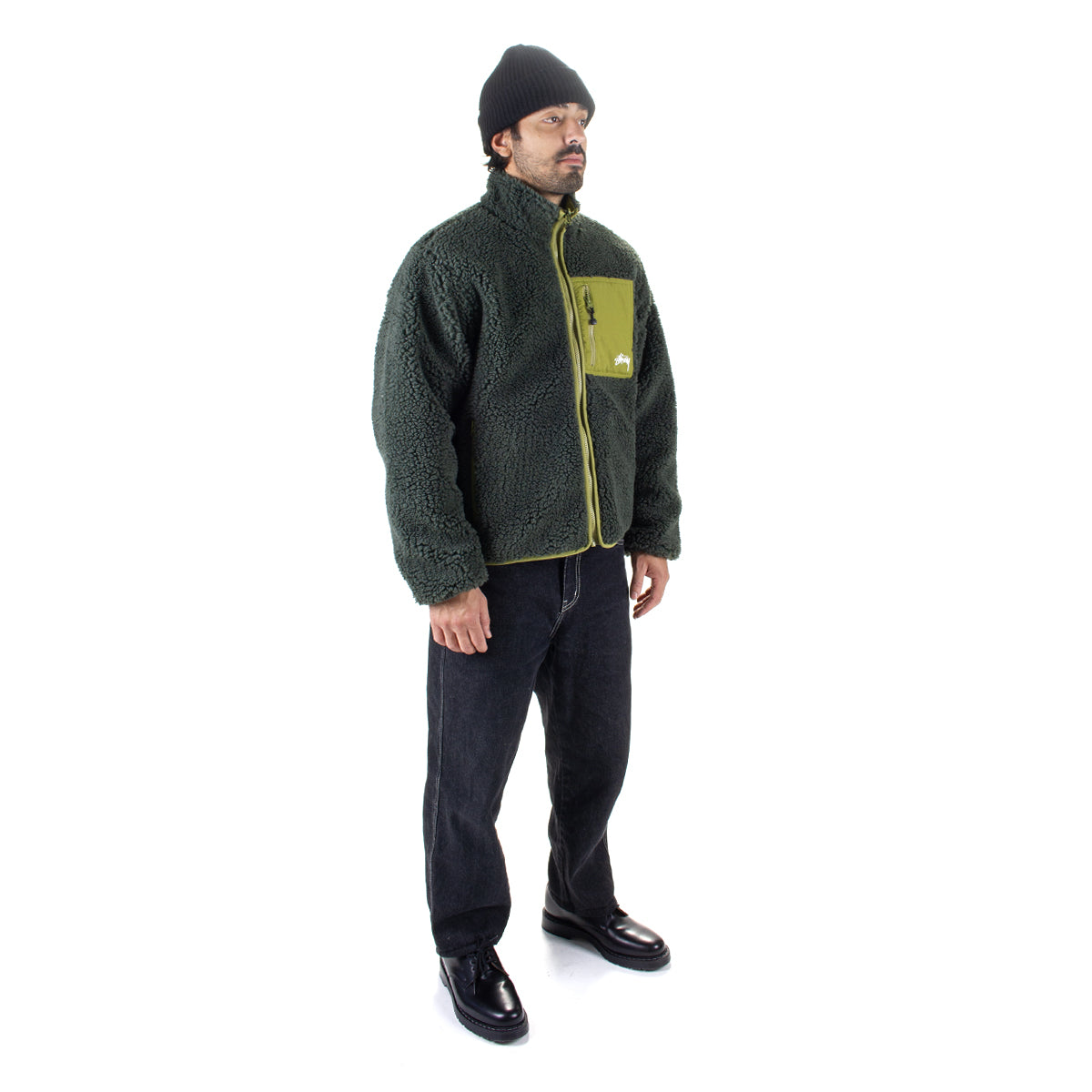 Stussy | Sherpa Reversible Jacket
Style # 118529
Color : Dark Green