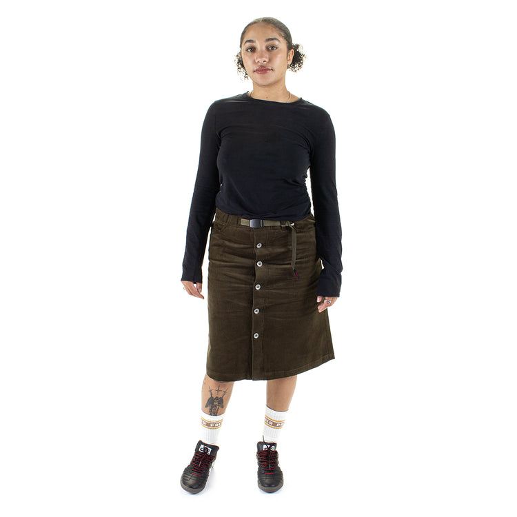 Gramicci - Women's Buttoned Down Midi Skirt
Style # G5FW-SK069

Color : Olive