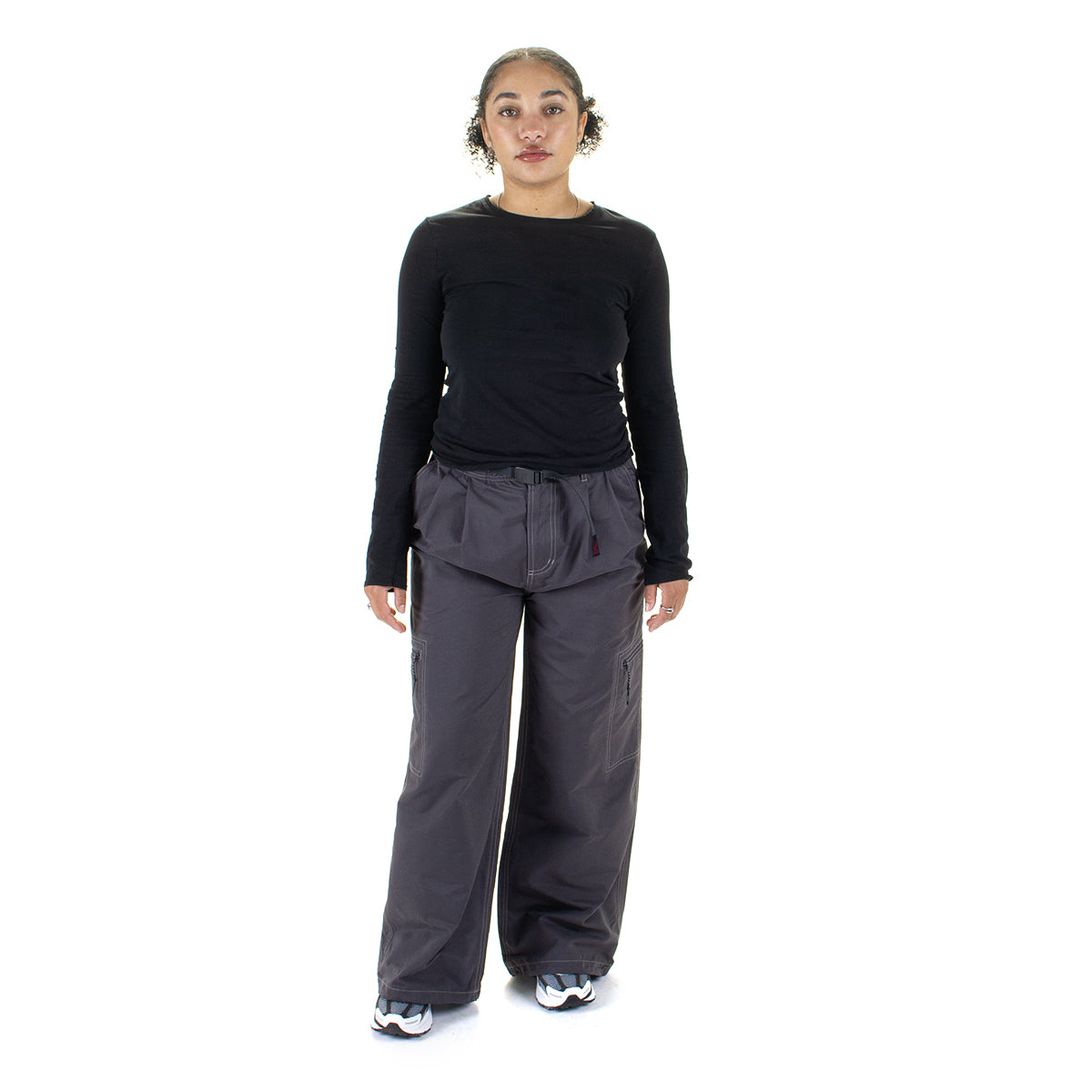 Gramicci - &nbsp;Women's Salem Cargo Pant
Style # G5FW-P068
Color : Charcoal