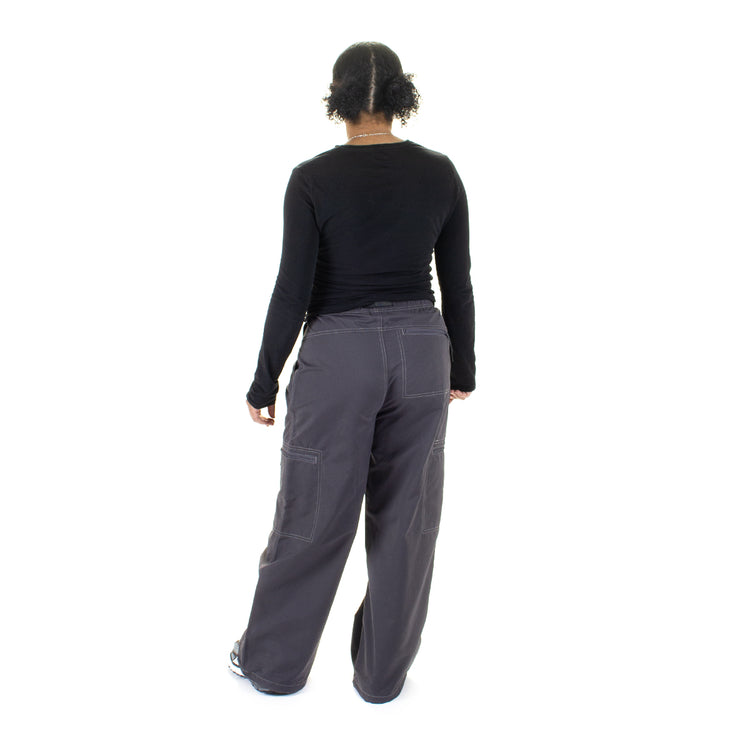 Gramicci - &nbsp;Women's Salem Cargo Pant
Style # G5FW-P068
Color : Charcoal