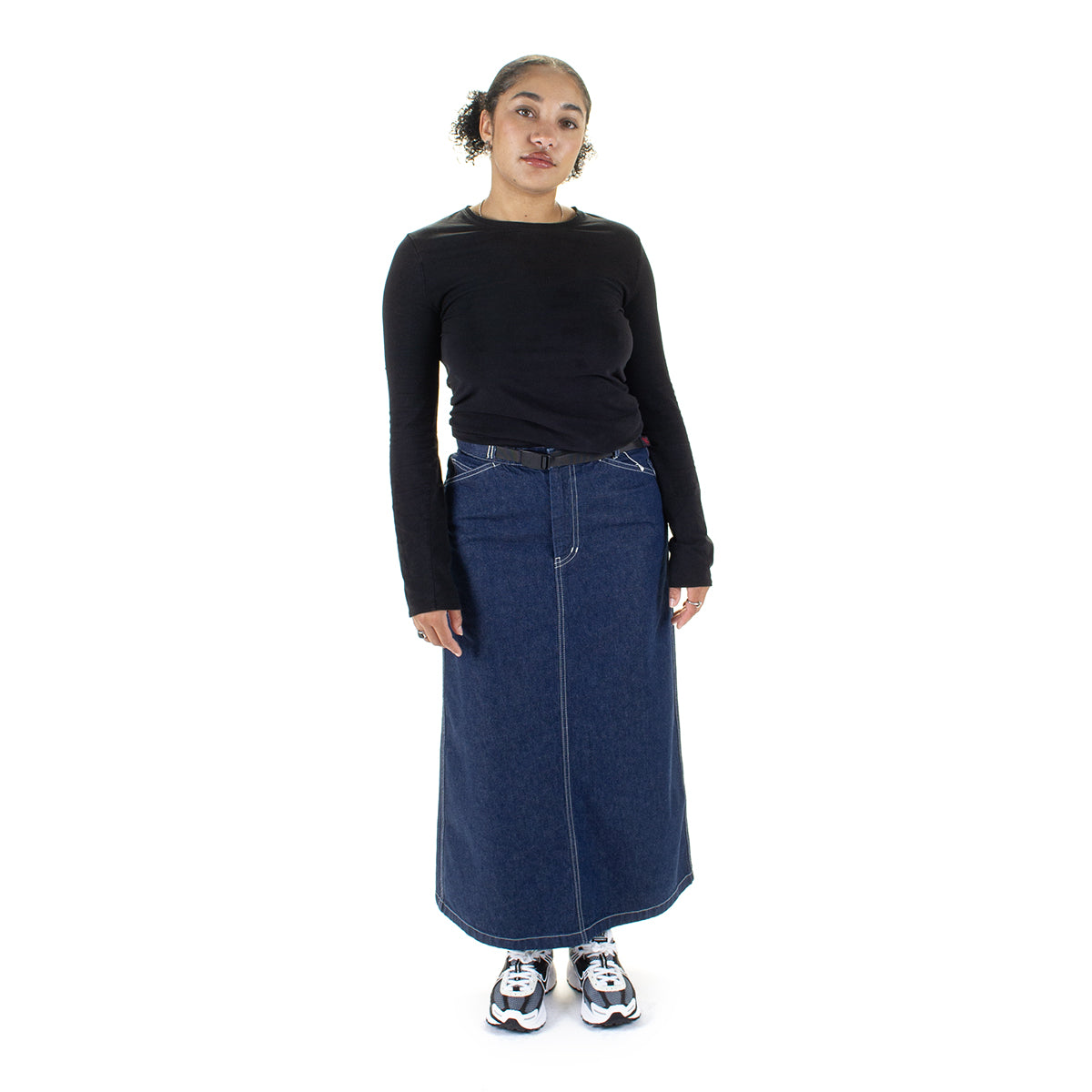 Gramicci - Women's Sutter Denim Skirt
Style # G5FW-SK028

Color : Rinsed Indigo
