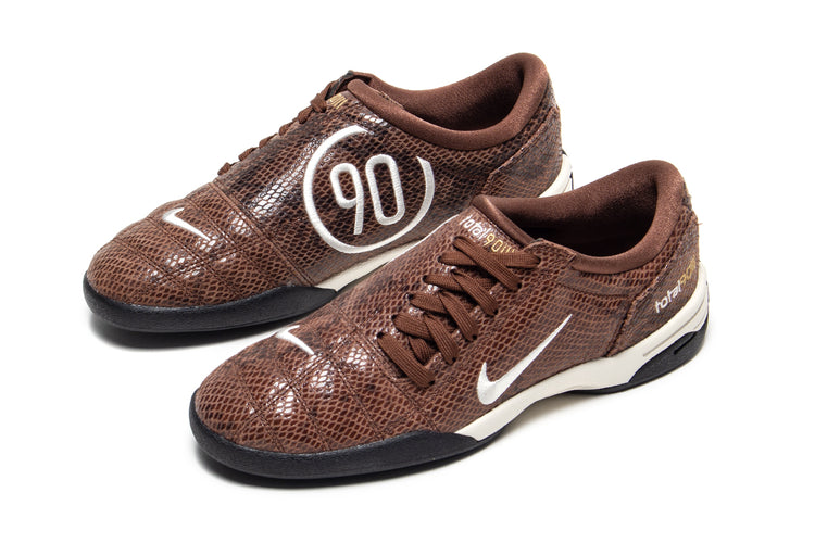 Nike - Women's T90 SE
Style # IB4204-201
Color : Fauna Brown / Pale Ivory / Black