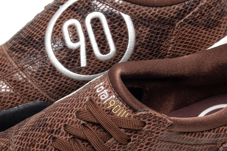 Nike - Women's T90 SE
Style # IB4204-201
Color : Fauna Brown / Pale Ivory / Black