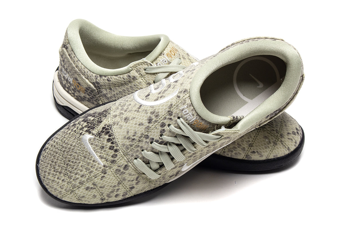 Nike - Women's T90 SE
Style # IB4204-301
Color : Olive Aura / Pale Ivory / Black