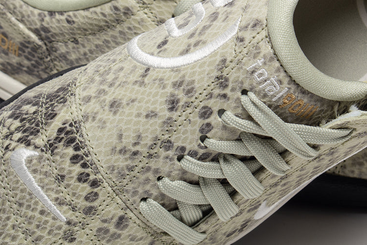 Nike - Women's T90 SE
Style # IB4204-301
Color : Olive Aura / Pale Ivory / Black