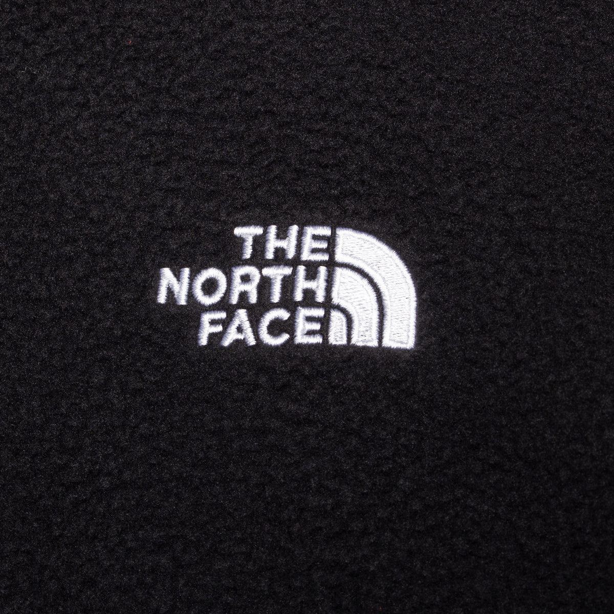 The North Face - Fleeski Quarter Zip Pullover Jacket
Style # NF0A88XQJK31
Color : TNF Black