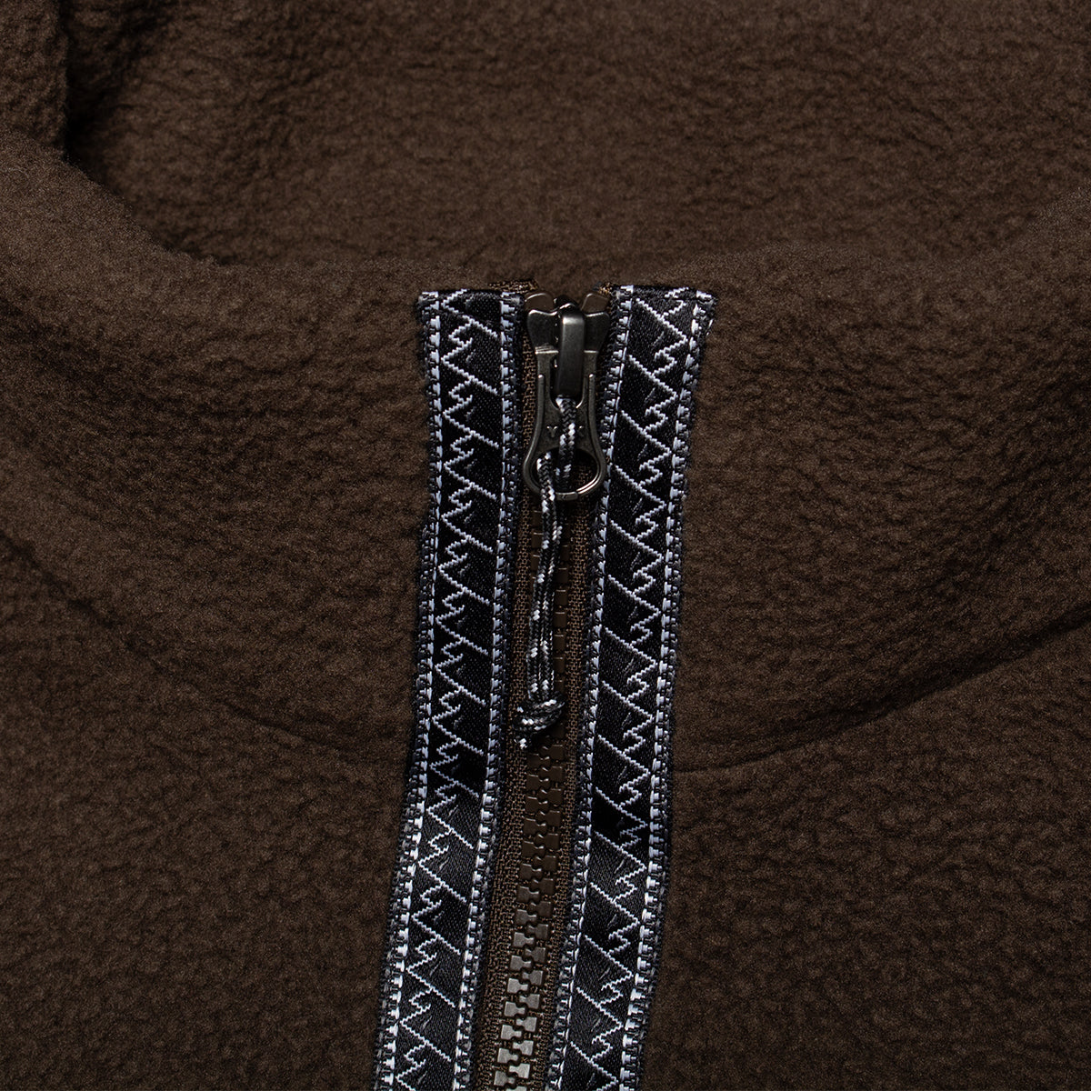 The North Face - Fleeski Quarter Zip Pullover Jacket
Style # NF0A88XQNMF1
Color : Dark Chestnut