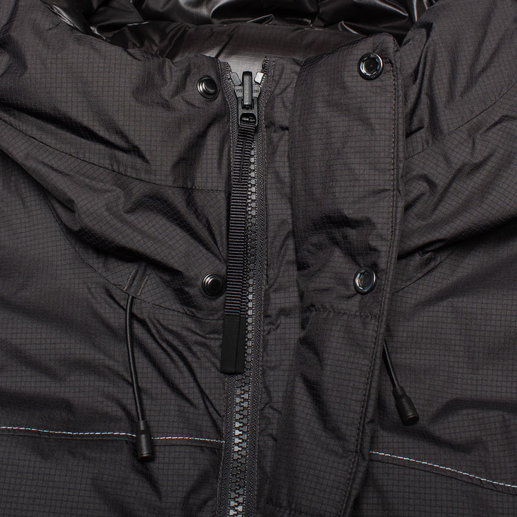 The North Face - Dryvent Reversible Down Jacket
Style # NF0A8JDZNO11
Color : Lead