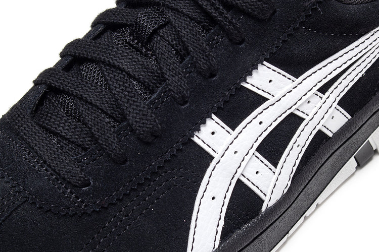 Asics Skateboarding - Vic NBD
Style # 1201B059.003
Color : Black / Bright White