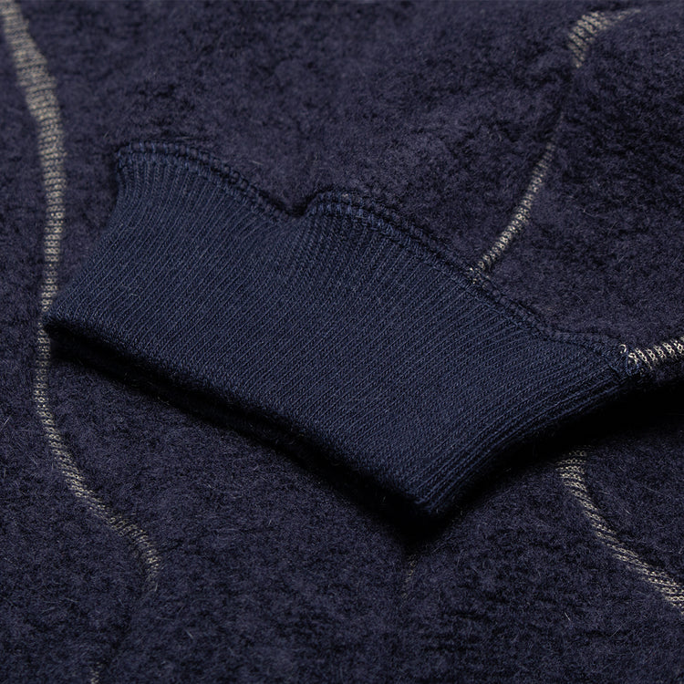 Pilgrim - Misha Boa Crewneck
Style # 3613-0282
Color : Navy