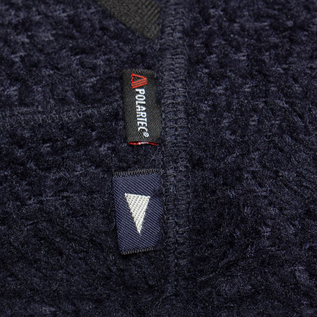 Pilgrim - Finn Alpha Jacket
Style # 3613-0279
Color : Navy