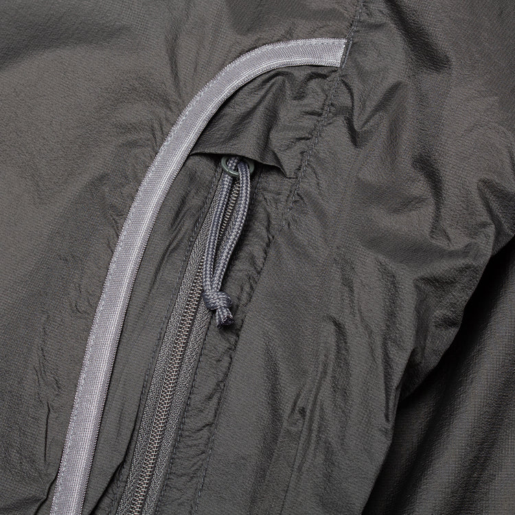 Pilgrim - Dorsett Alpha Hooded Jacket
Style # 3618-0828
Color : Charcoal