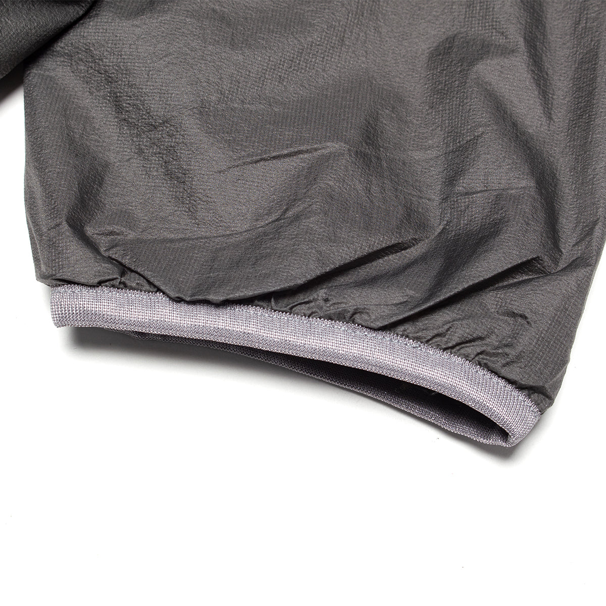 Pilgrim - Dorsett Alpha Hooded Jacket
Style # 3618-0828
Color : Charcoal