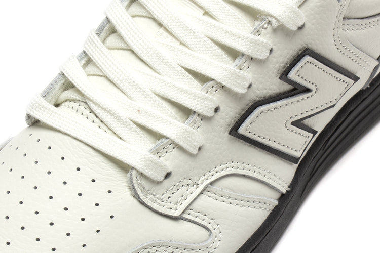 New Balance Numeric | 480 Style # NM480YNG Color : White / Black