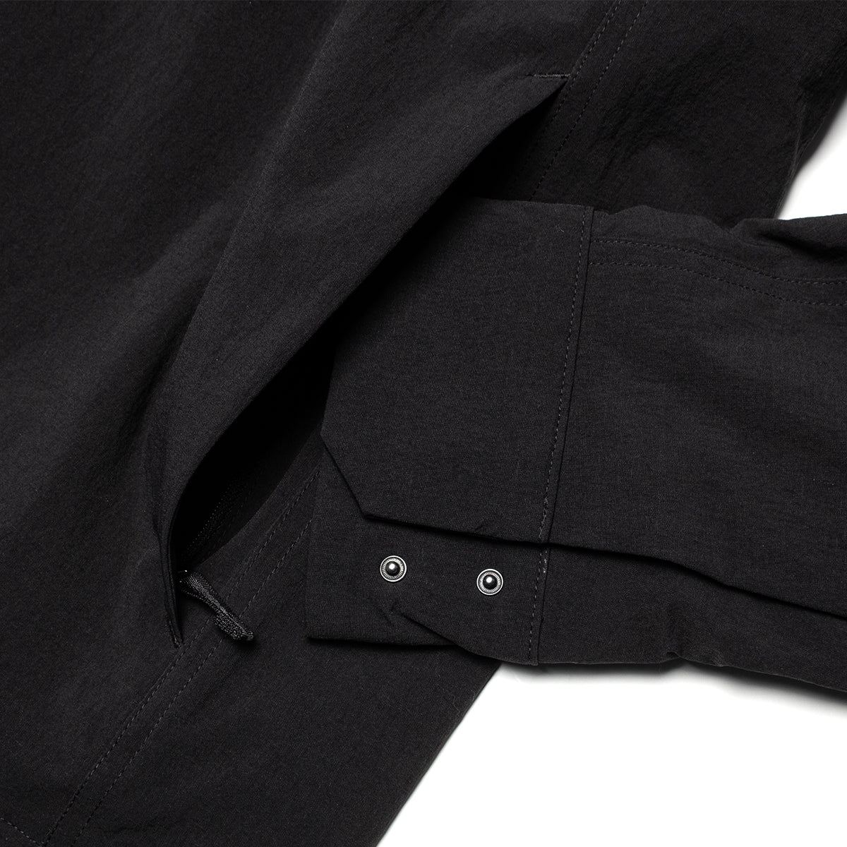 Arc'teryx - Cronin Insulated Overshirt
Style # X000010971
Color : Black