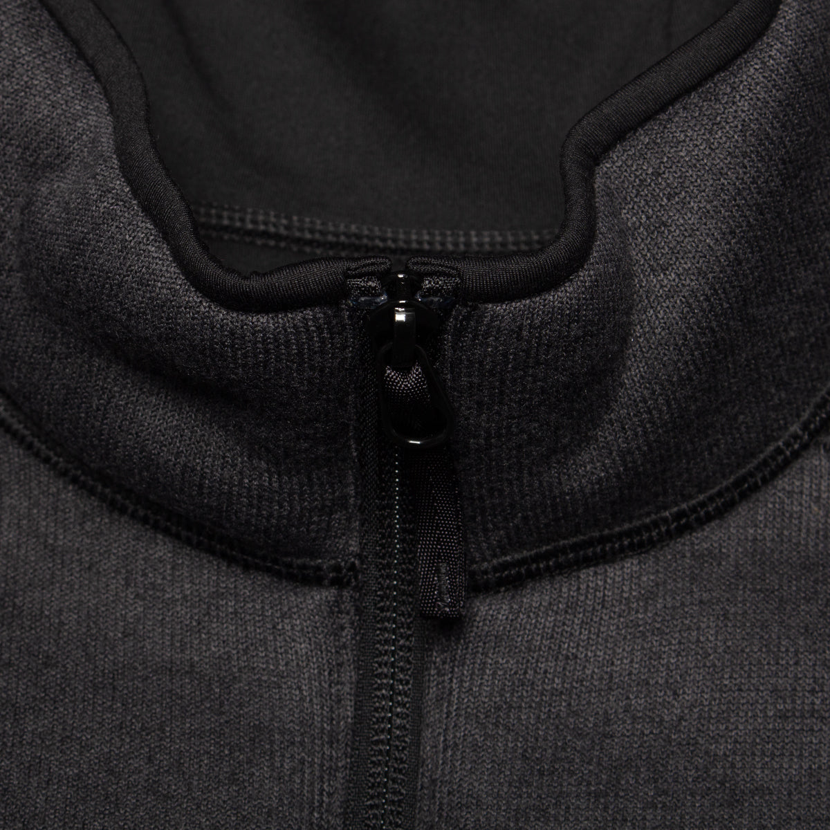 Arc'teryx - Covert Cardigan
Style # X000010727
Color : Black Heather