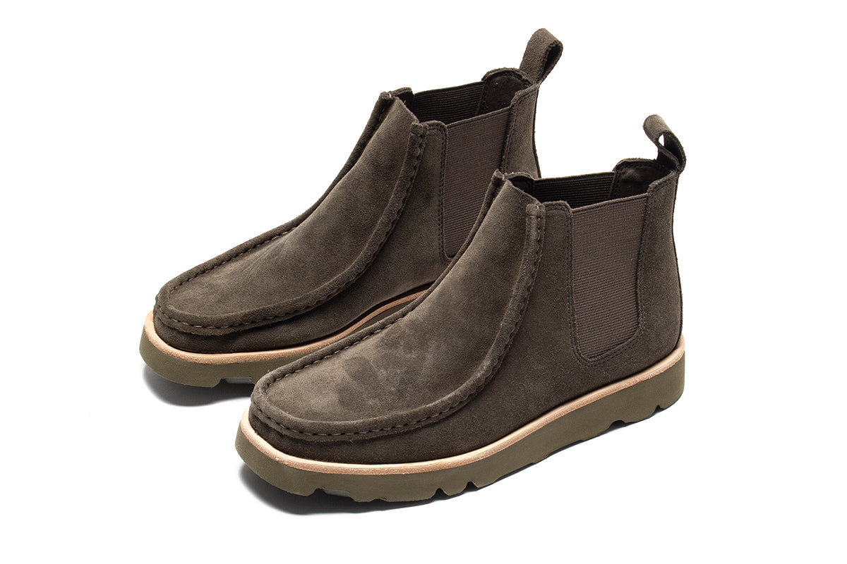 Clarks Originals | Women's Walla Chelsea
Style # 26179327
Color : Mole Grey