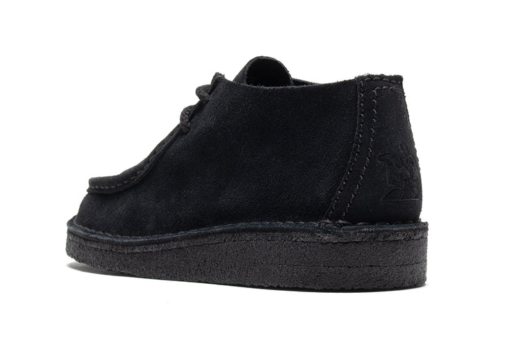 Clarks Originals | Women's Desert Nomad Black Suede
Style # 26178086
Color : Black