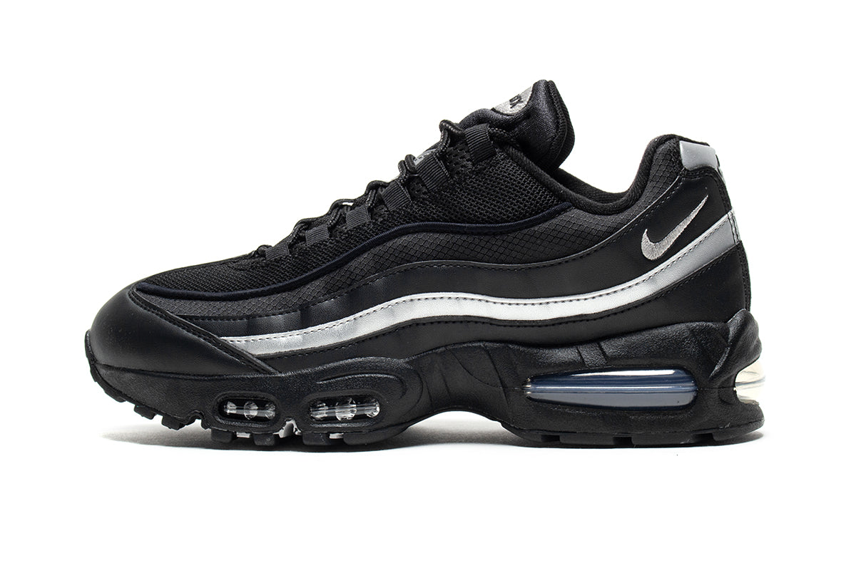Nike - Air Max 95 Big Bubble
Style # IB1667-003
Color : Black / Metallic Silver