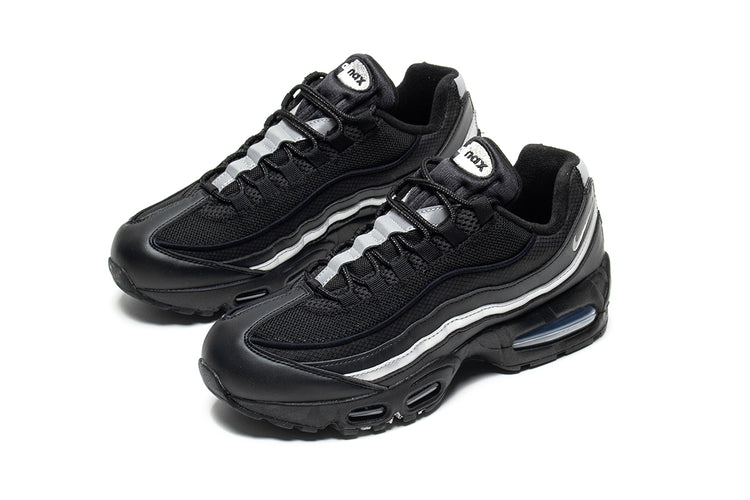 Nike - Air Max 95 Big Bubble
Style # IB1667-003
Color : Black / Metallic Silver