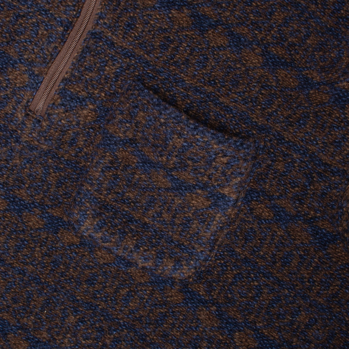 Engineered Garments - Zip Mock Neck
Style # 26F1B004
Color : Brown / Navy