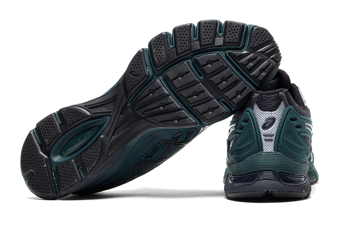 Asics - UB12-S Gel-SD-Lyte
Style # 1203A655.020
Color : Obsidian Grey / Grove