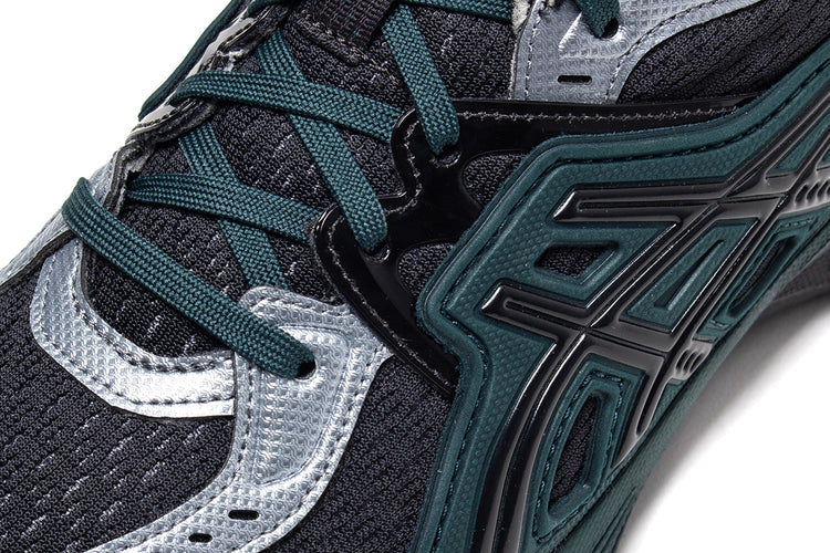 Asics - UB12-S Gel-SD-Lyte
Style # 1203A655.020
Color : Obsidian Grey / Grove