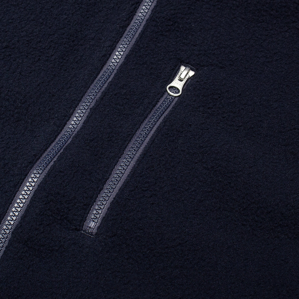 Nanamica - Reversible Dock Jacket
Style # S25FA019U
Color : Dark Navy