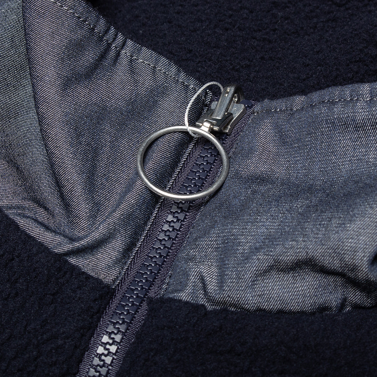 Nanamica - Reversible Dock Jacket
Style # S25FA019U
Color : Dark Navy