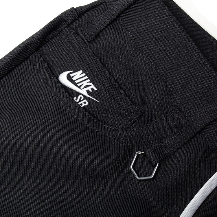 Nike SB - Getamovin Pant
Style # II4454-010
Color : Black