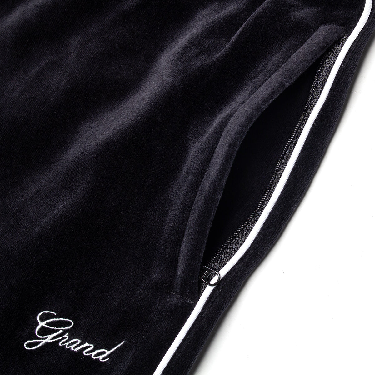 Grand Collection - Velour Track Pant x New Balance
Color : Black