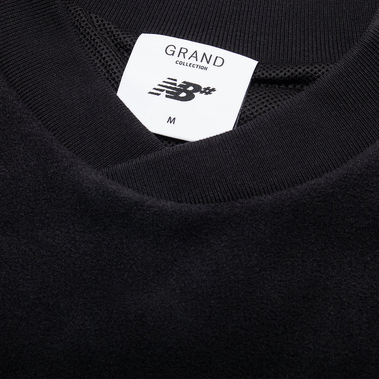 Grand Collection - Polar Fleece Windshirt x New Balance
Color : Black