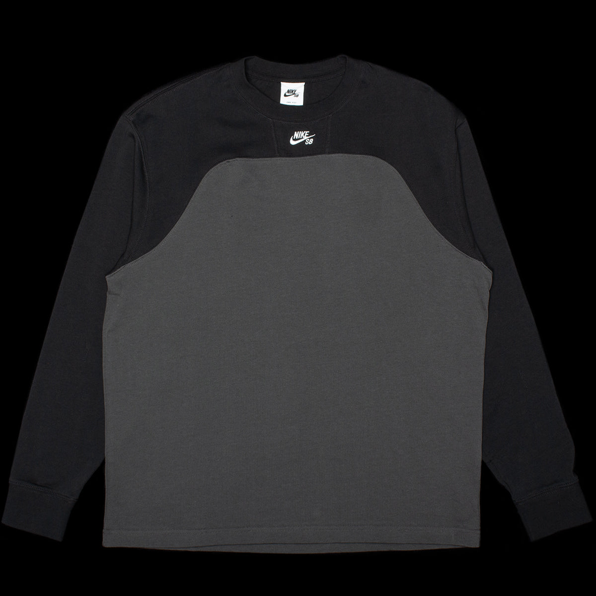 Nike SB - Airmail L/S T-Shirt
Style # IM5430-060
Color : Anthracite / Black / White