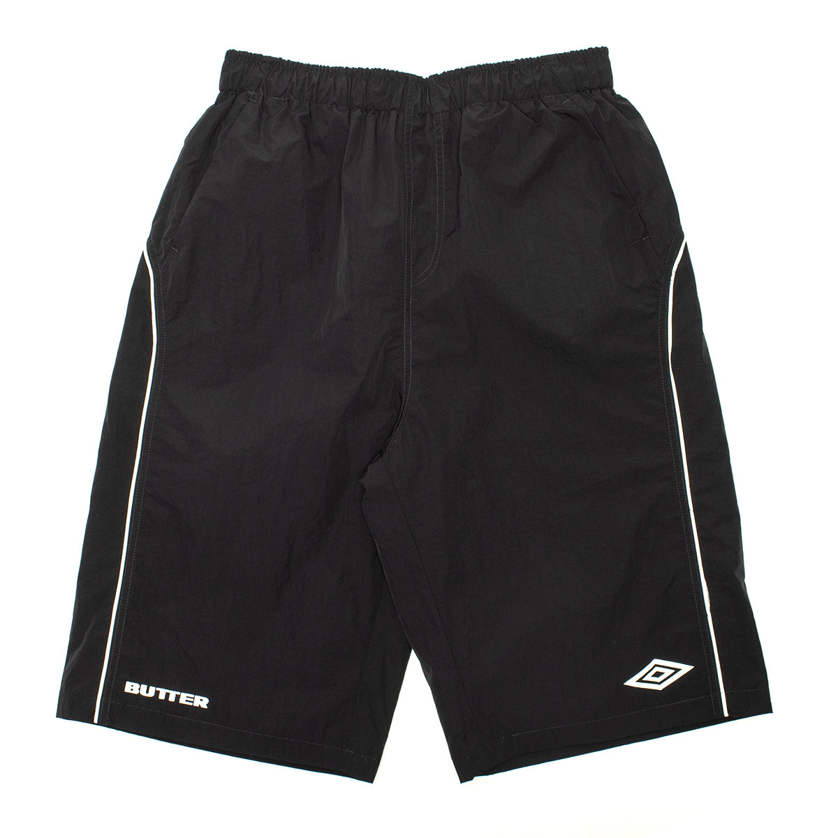 Butter Goods - Long Track Shorts x Umbro
Color : Black