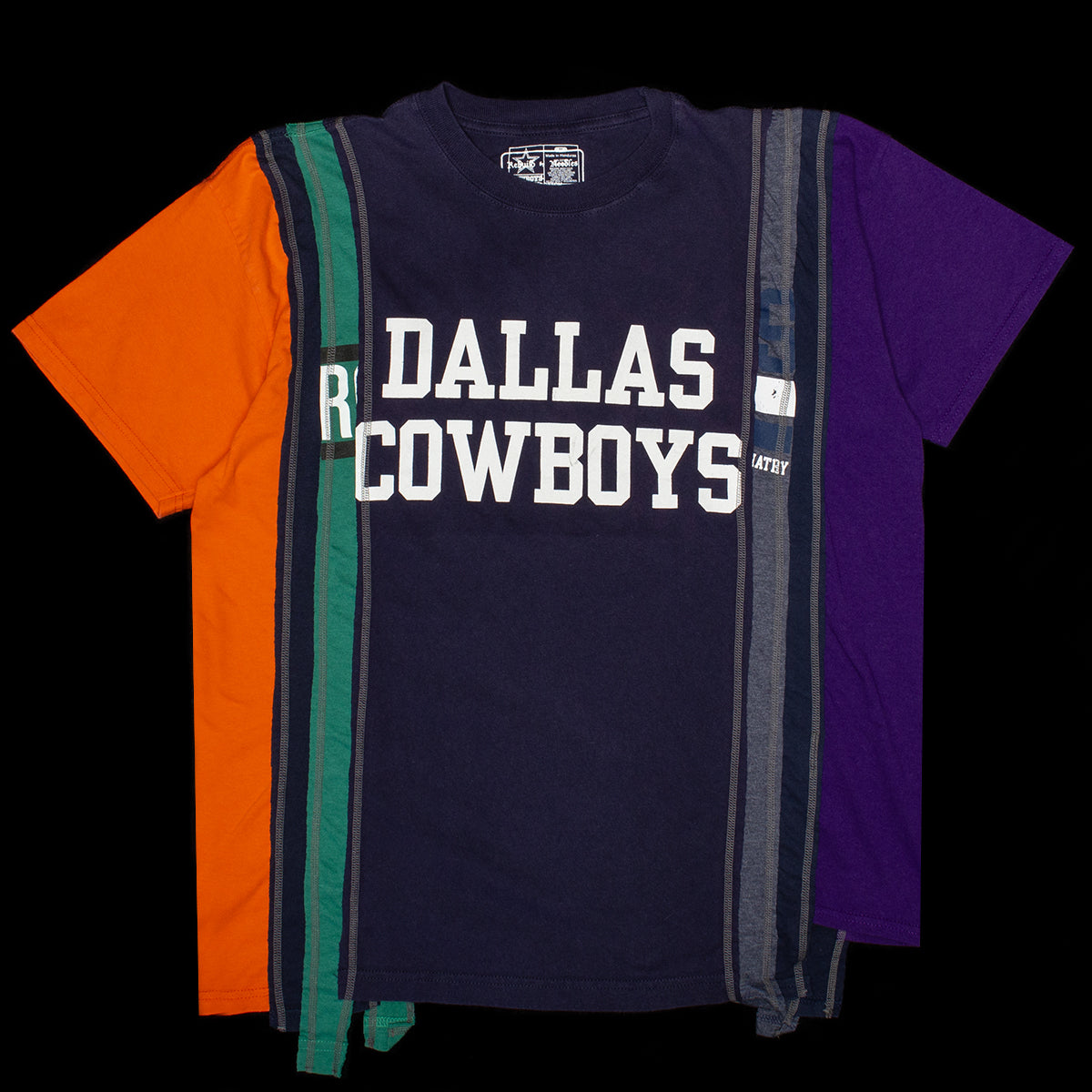 Needles - 7 Cut College T-Shirt
Style # TY468
Color : Multi