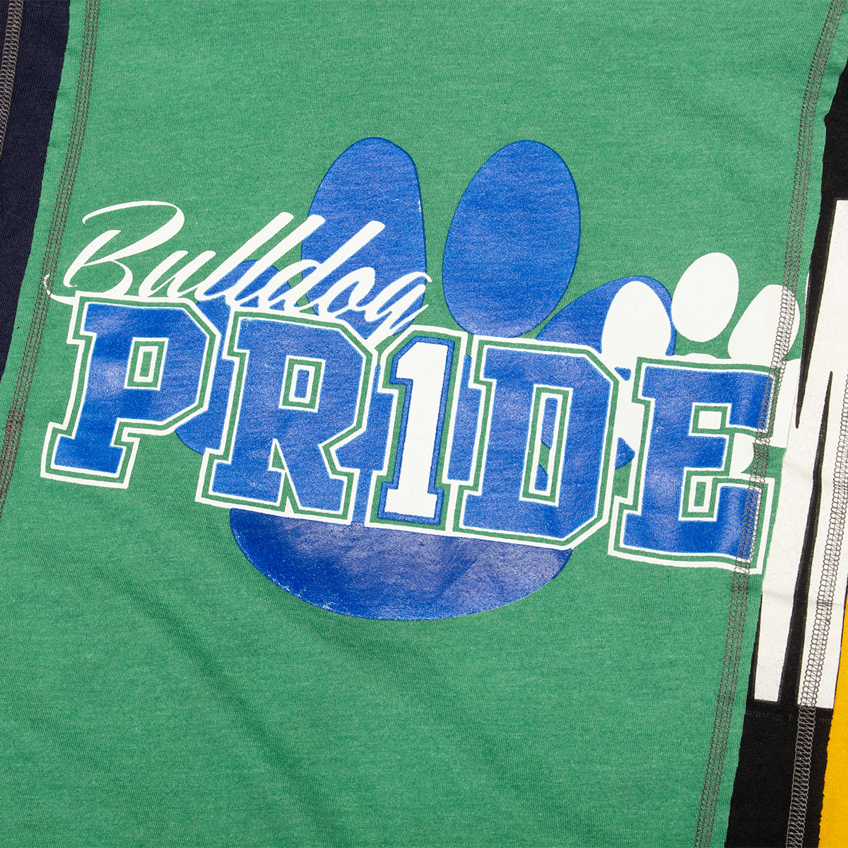 Needles - 7 Cut College T-Shirt
Style # TY468
Color : Multi