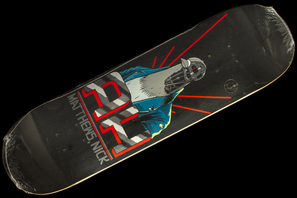 Anti Hero - Pigeonator Deck
Color : Black