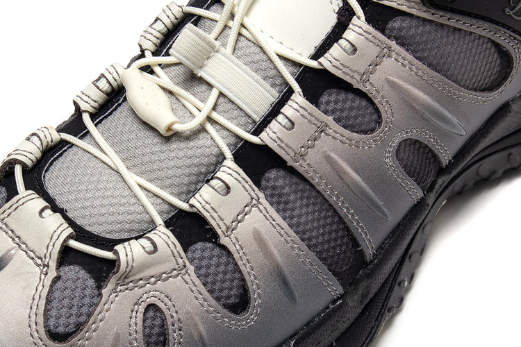 Merrell - Cham Redux SE x Dime
Style # J5007287
Color : Black Sesame